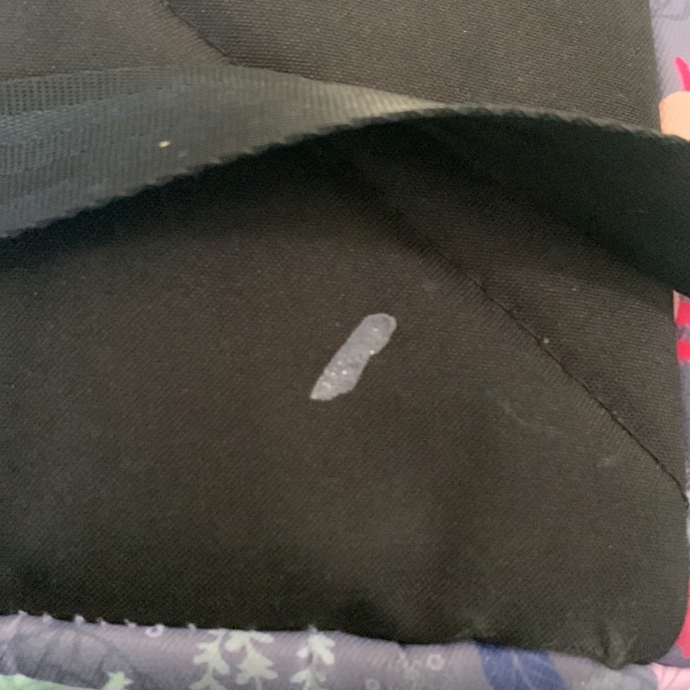 Axolotl Mini Backpack - Picture 4 of 4